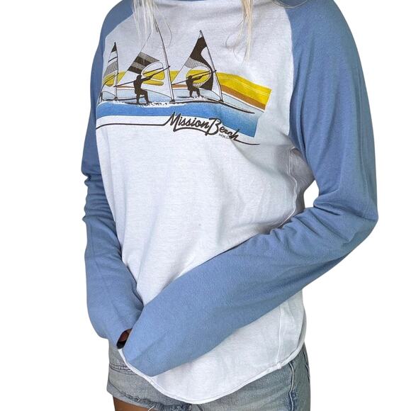 2000s hollister mission beach - Picture 2 of 6